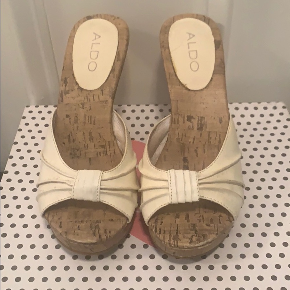 Aldo white wedges